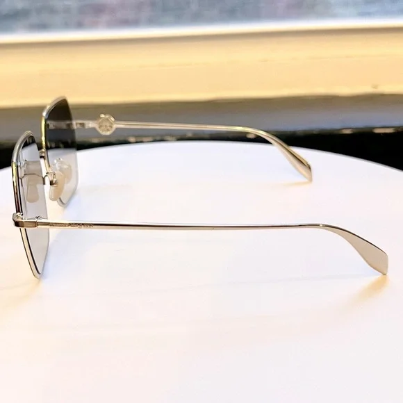 🌺ALEXANDER MCQUEEN🌸 AM0226SK 002 Gold Sunglasses - Picture 11 of 15